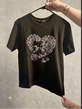 Black women stretchy Graphic Tee with Heart & Characters